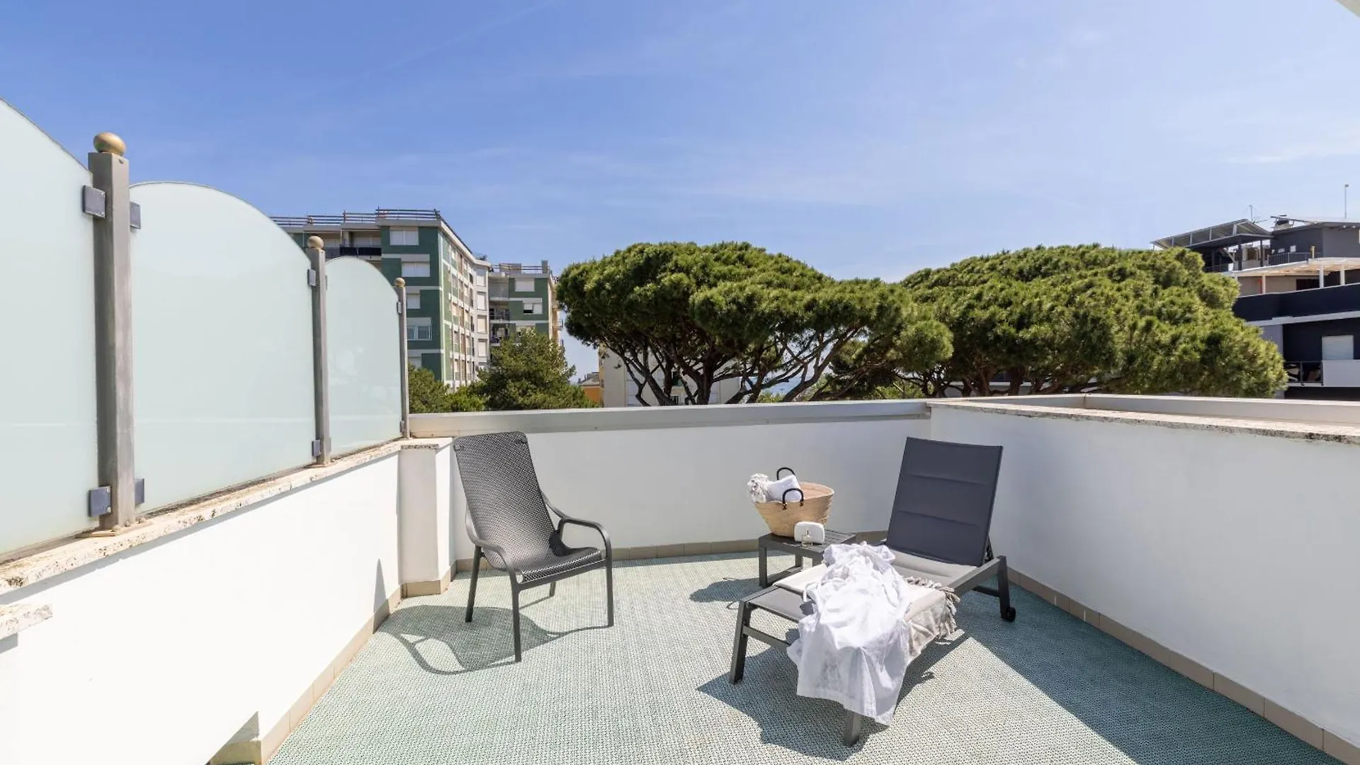 Hotel Adriatica Con Piscina Riccione