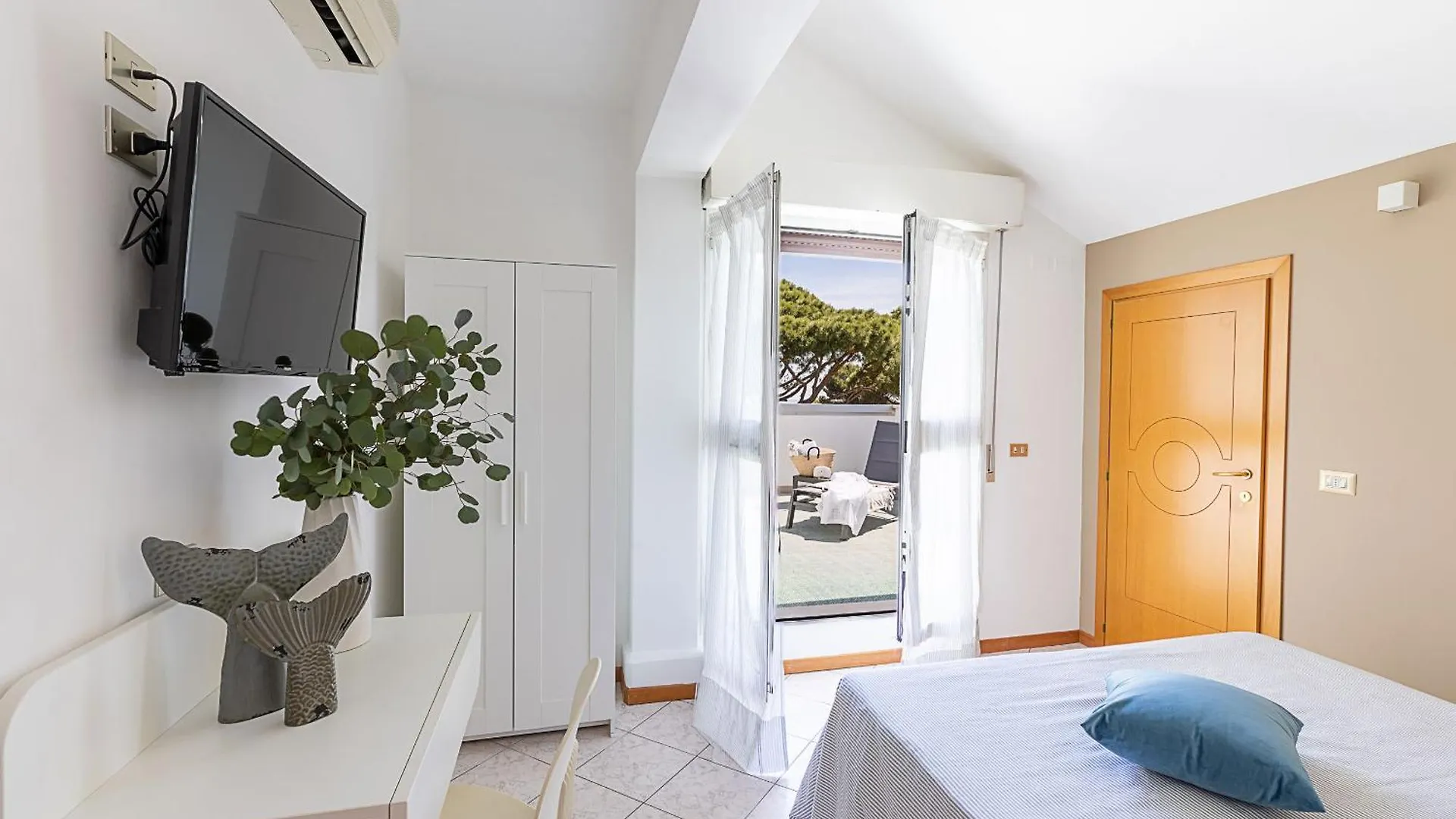 Hotel Adriatica Con Piscina Riccione