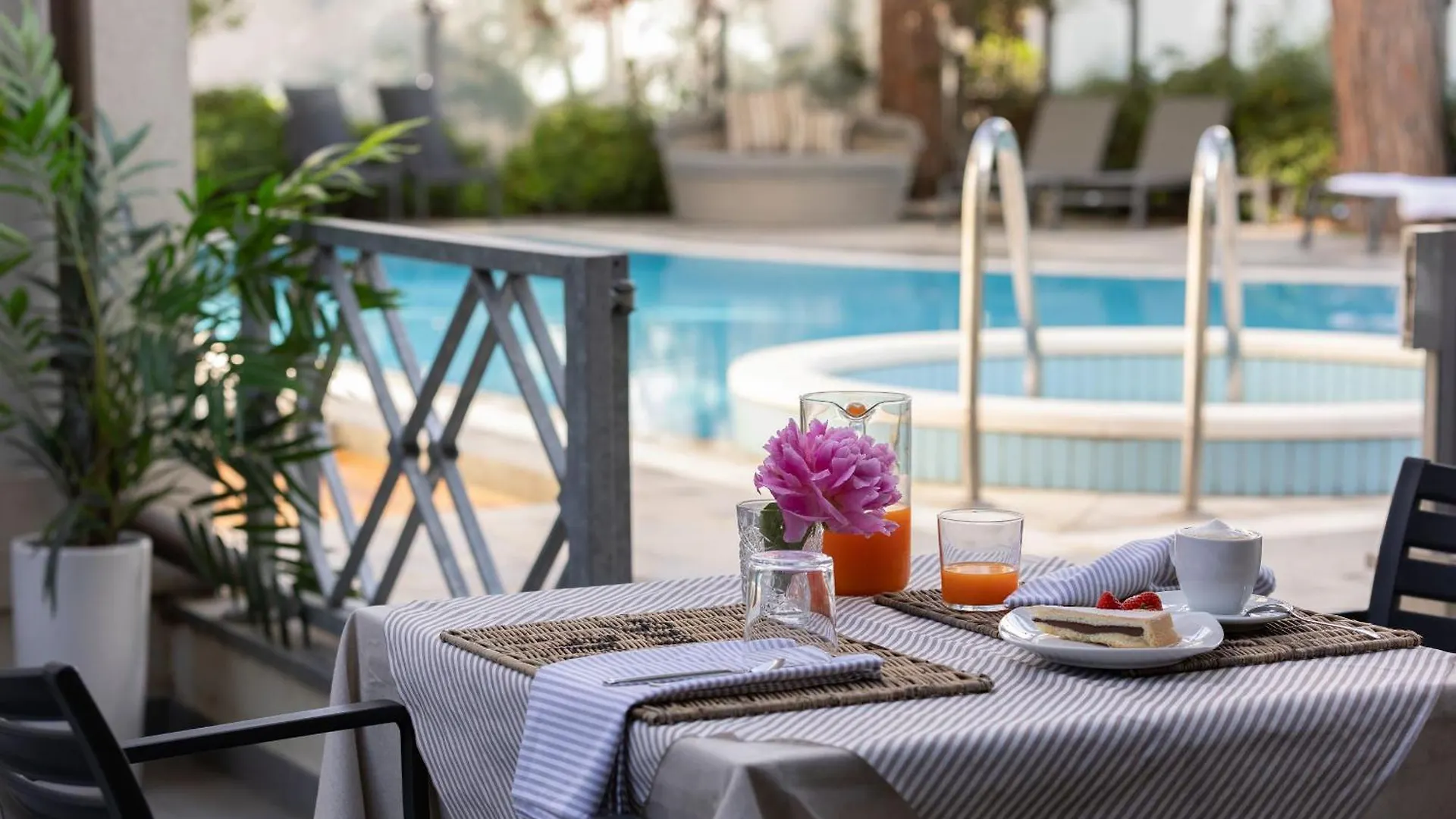 ***  Hotel Adriatica Con Piscina Italy